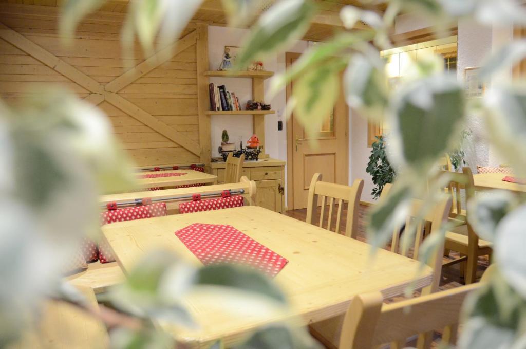 Hotel Ladina Кампітелло-ді-Фасса Екстер'єр фото